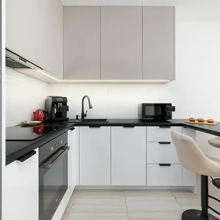 Διαμέρισμα Atmospheric In With A Charming Balcony From Renters Στσέτσιν