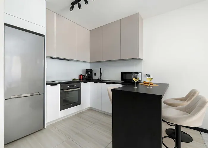 Διαμέρισμα Atmospheric In With A Charming Balcony From Renters