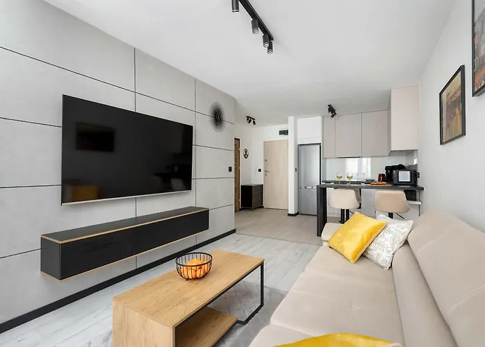 Διαμέρισμα Atmospheric In With A Charming Balcony From Renters *